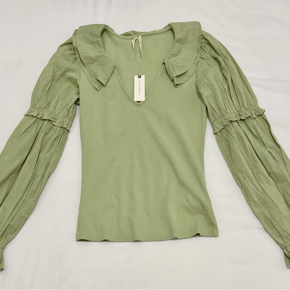 Anthropologie Ruffled Green Top - NEW WITH TAGS - Size Medium - Picture 2 of 6